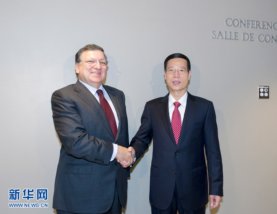 9月23日，正在紐約出席聯(lián)合國氣候峰會(huì)的國家主席習(xí)近平特使、國務(wù)院副總理張高麗在紐約聯(lián)合國總部會(huì)見歐盟委員會(huì)主席巴羅佐。新華社記者王曄攝 