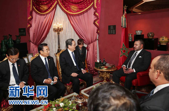 11月4日，中國全國政協(xié)主席俞正聲在非斯會見摩洛哥國王穆罕默德六世。 新華社記者 劉衛(wèi)兵 攝