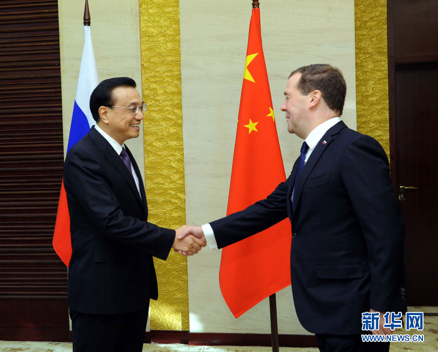 12月15日，中國國務院總理李克強在阿斯塔納會見俄羅斯總理梅德韋杰夫。 新華社記者 饒愛民 攝