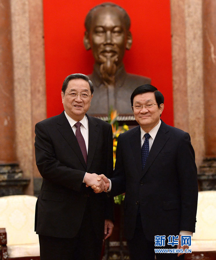 12月25日至27日，中共中央政治局常委、全國(guó)政協(xié)主席俞正聲對(duì)越南進(jìn)行正式訪問(wèn)。這是12月26日，俞正聲在河內(nèi)會(huì)見(jiàn)越南國(guó)家主席張晉創(chuàng)。 新華社記者馬占成攝