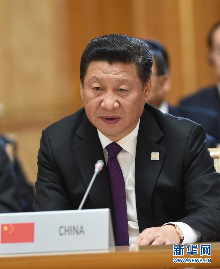 7月9日，金磚國家領導人第七次會晤在俄羅斯烏法舉行。中國國家主席習近平、俄羅斯總統(tǒng)普京、巴西總統(tǒng)羅塞夫、印度總理莫迪、南非總統(tǒng)祖馬出席。這是習近平發(fā)表題為《共建伙伴關系　共創(chuàng)美好未來》的主旨講話。新華社記者 饒愛民 攝 