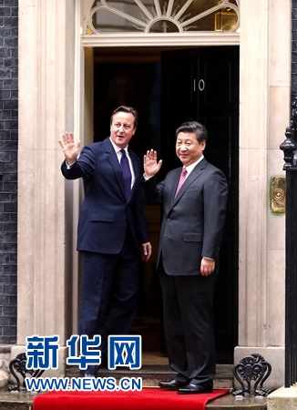 10月21日，國家主席習近平在倫敦唐寧街首相府同英國首相卡梅倫舉行會談。 新華社記者 鞠鵬 攝 
