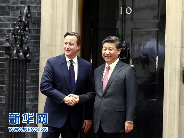 10月21日，國家主席習近平在倫敦唐寧街首相府同英國首相卡梅倫舉行會談。 新華社記者 鞠鵬 攝 