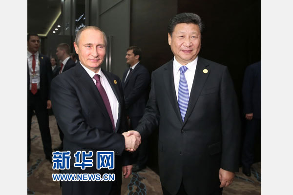 11月15日，國家主席習(xí)近平在土耳其安塔利亞會見俄羅斯總統(tǒng)普京。 新華社記者馬占成攝