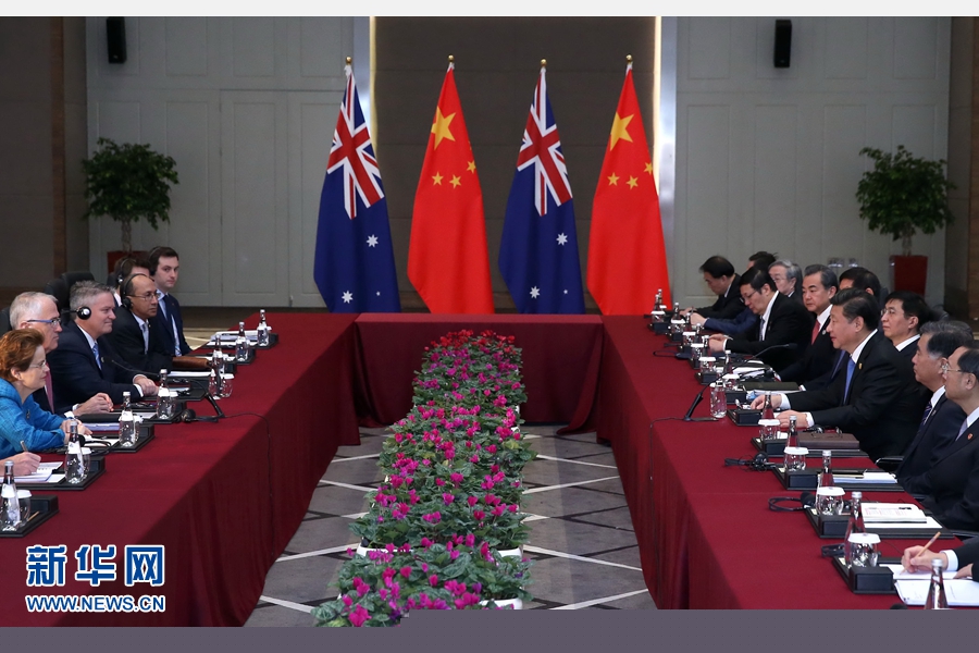 11月16日，國(guó)家主席習(xí)近平在土耳其安塔利亞會(huì)見(jiàn)澳大利亞總理特恩布爾。 新華社記者 龐興雷 攝