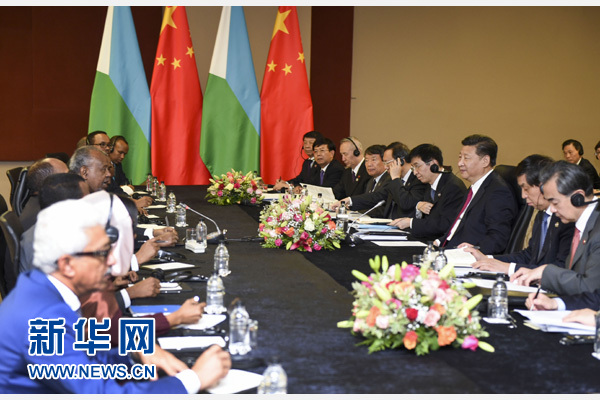 12月3日，國家主席習(xí)近平在約翰內(nèi)斯堡會見吉布提總統(tǒng)蓋萊。新華社記者 謝環(huán)馳 攝 

