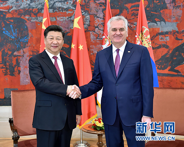 6月18日，國家主席習(xí)近平在貝爾格萊德同塞爾維亞總統(tǒng)尼科利奇舉行會談。 新華社記者 李濤 攝 