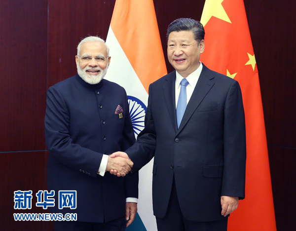6月9日，國(guó)家主席習(xí)近平在阿斯塔納會(huì)見印度總理莫迪。 新華社記者姚大偉 攝