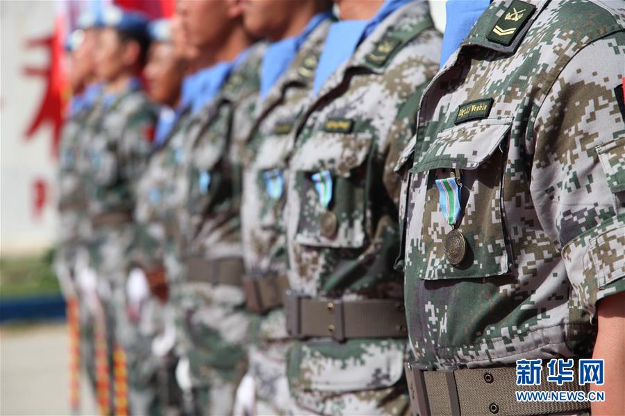 (國(guó)際·圖文互動(dòng))(3)中國(guó)赴黎維和官兵榮獲聯(lián)合國(guó)“和平榮譽(yù)勛章”