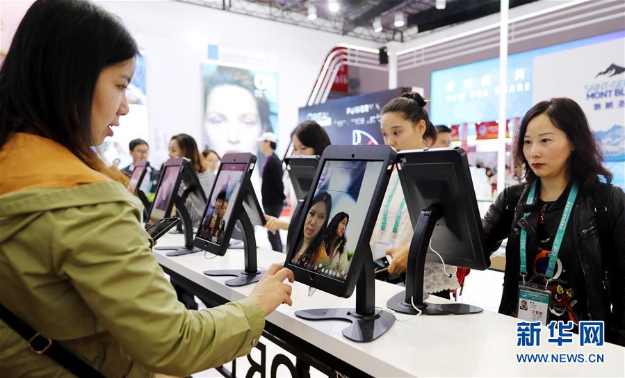 (新華全媒頭條·圖文互動(dòng))(7)從進(jìn)博會(huì)到“雙11” 超級(jí)訂單背后蘊(yùn)藏中國動(dòng)能