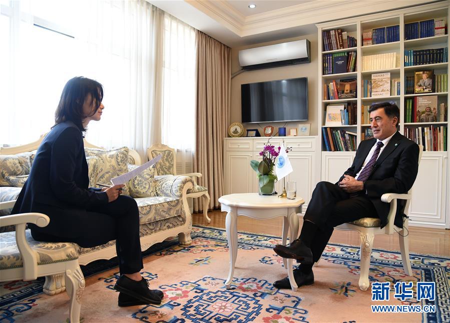 (圖文互動(dòng))(3)專訪:上合組織支持構(gòu)建開放型世界經(jīng)濟(jì)——訪上合組織新任秘書長(zhǎng)諾羅夫