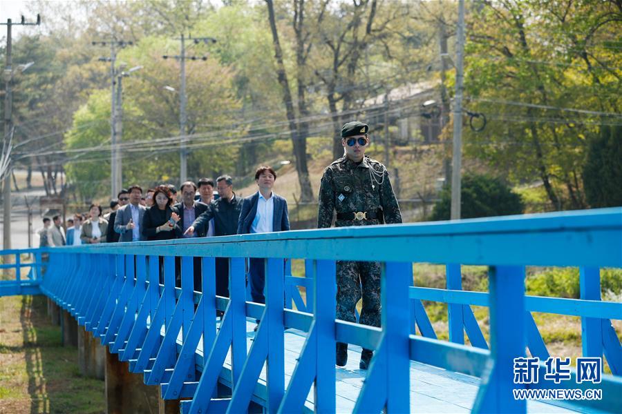 （國(guó)際&middot;圖文互動(dòng)）（2）通訊：&ldquo;我們會(huì)與朝方士兵互道早安&rdquo;&mdash;&mdash;板門(mén)店會(huì)晤一周年再訪(fǎng)&ldquo;半島和平新起點(diǎn)&rdquo;