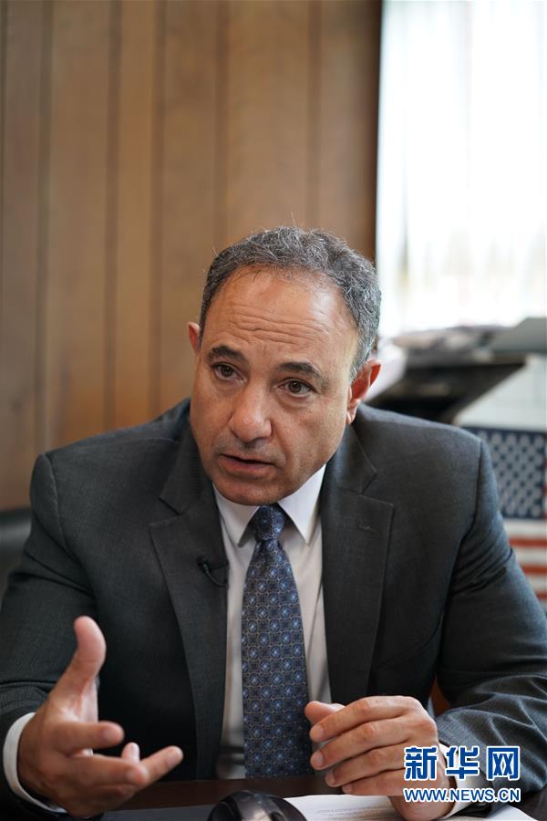 （國(guó)際&middot;圖文互動(dòng)）（1）通訊：安全、好用、實(shí)惠&mdash;&mdash;美國(guó)電信運(yùn)營(yíng)商的華為親體驗(yàn)