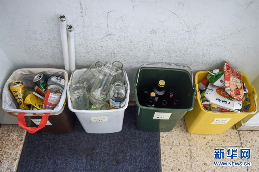 （國(guó)際）（18）在國(guó)外，垃圾如何分類