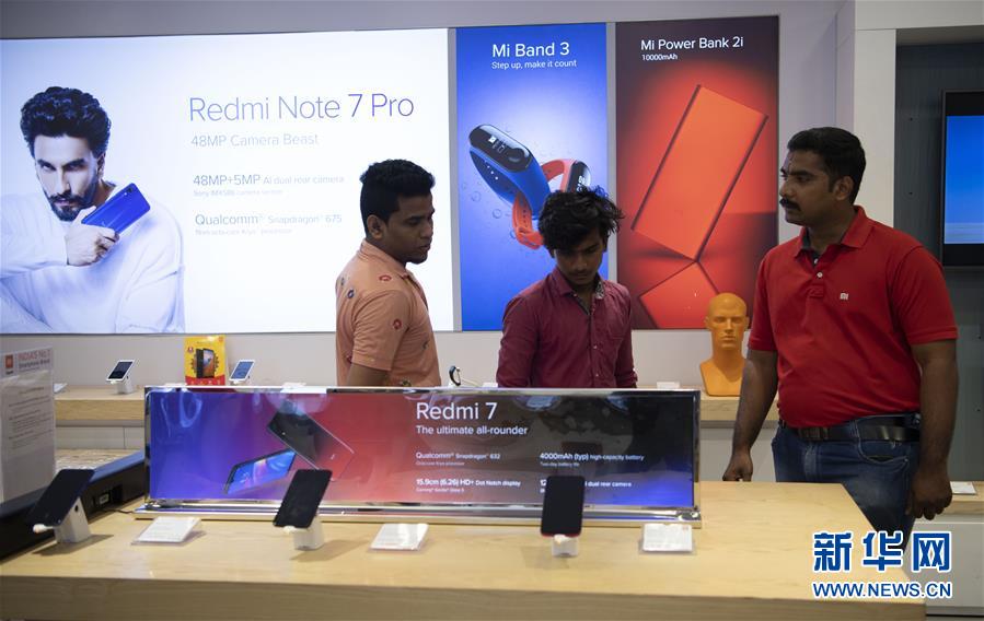 （習(xí)近平出訪配合稿&middot;圖文互動(dòng)）（5）特稿：電影、瑜伽、智能手機(jī)&mdash;&mdash;中印兩個(gè)文明古國(guó)交往&ldquo;新故事&rdquo;