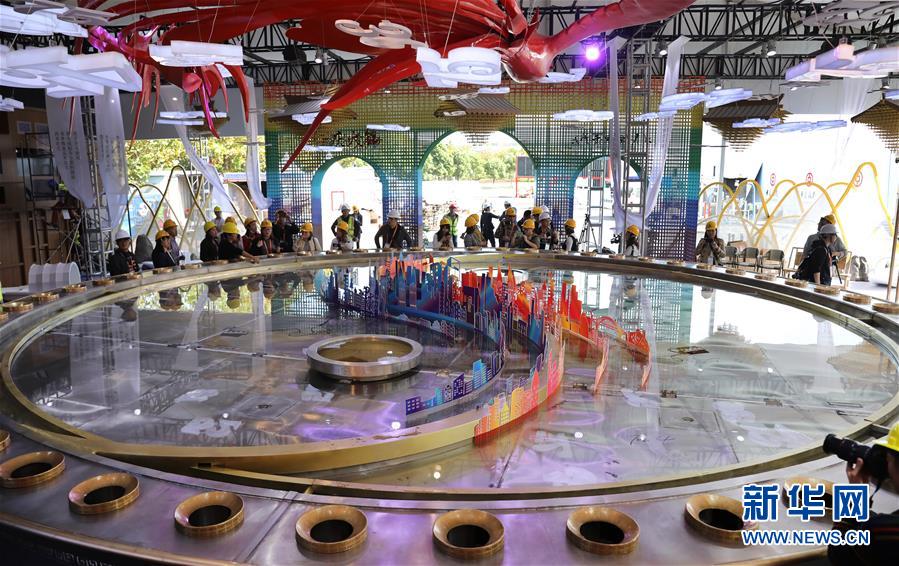 (新華全媒頭條·第二屆進(jìn)博會·圖文互動)(6)進(jìn)博之光輝耀世界 ——寫在第二屆中國國際進(jìn)口博覽會開幕之際