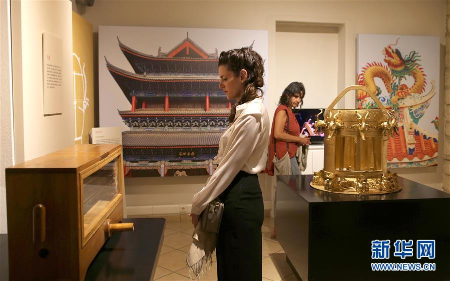 (新華全媒頭條·圖文互動(dòng))(5)特稿:全面提升中希合作交流水平 推動(dòng)金磚峰會(huì)取得豐碩成果——寫在習(xí)近平主席對(duì)希臘進(jìn)行國(guó)事訪問(wèn)并赴巴西出席金磚國(guó)家領(lǐng)導(dǎo)人第十一次會(huì)晤之際