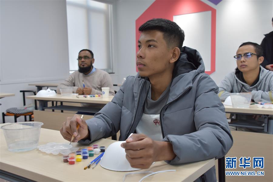 (圖文互動)(2)“異鄉(xiāng)非異客”——緬甸青年中國留學記