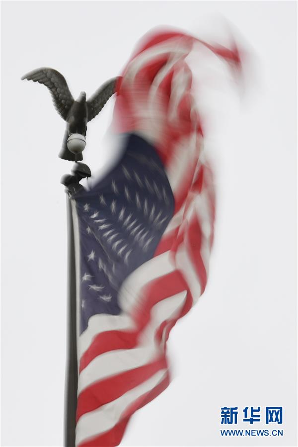 （國(guó)際）（3）特朗普說(shuō)未考慮發(fā)布全美范圍&ldquo;居家令&rdquo;