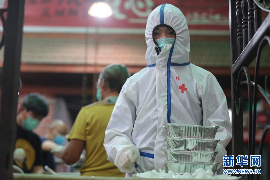 （國(guó)際疫情 &middot;圖文互動(dòng)）（6）通訊：加德滿都中國(guó)人奉獻(xiàn)的&ldquo;愛心便當(dāng)&rdquo;