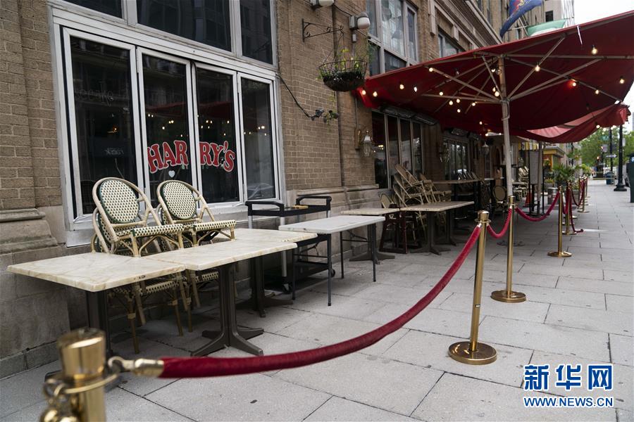 (國(guó)際)(4)特朗普簽署4840億美元援助法案應(yīng)對(duì)新冠疫情