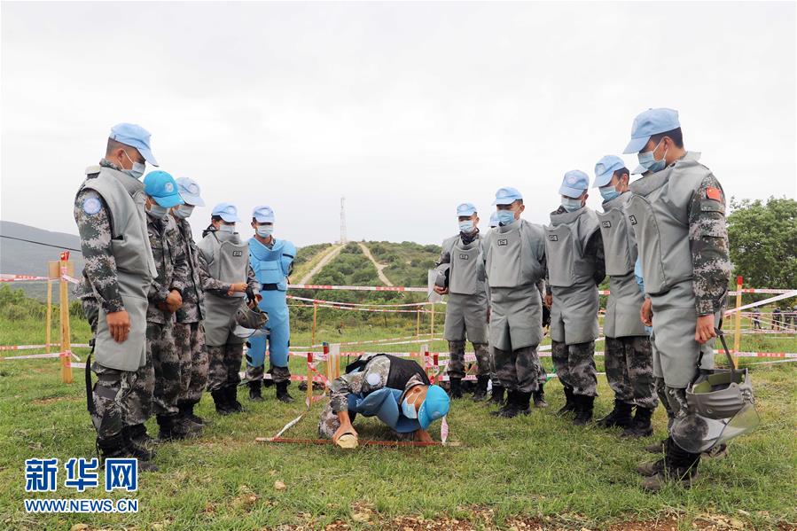 （國際&middot;圖文互動）（4）通訊：&ldquo;中國式掃雷精準且高效&rdquo;&mdash;&mdash;記聯(lián)黎官員視察中國維和官兵&ldquo;藍線&rdquo;掃雷訓練