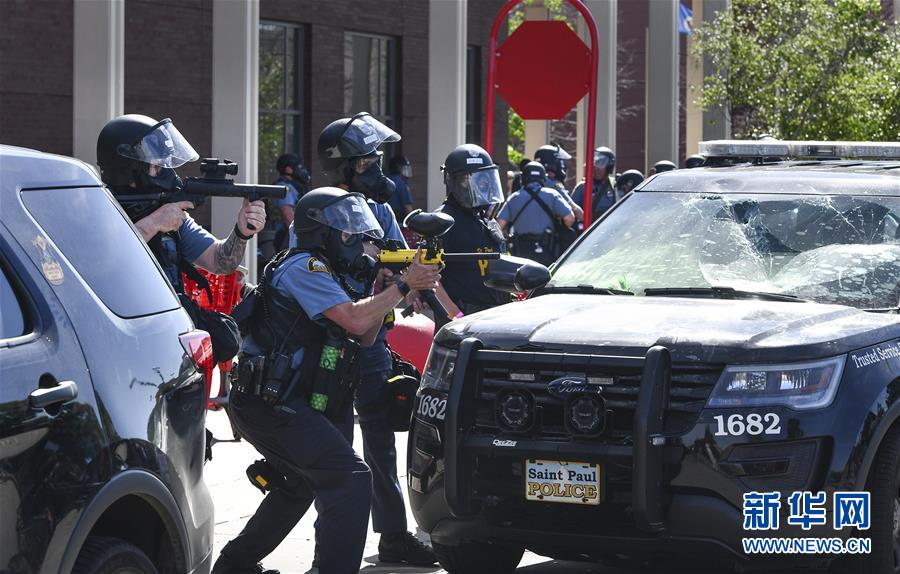 （國際）（3）美國警察執(zhí)法動作不當致一名非裔男子死亡 引發(fā)大規(guī)?？棺h