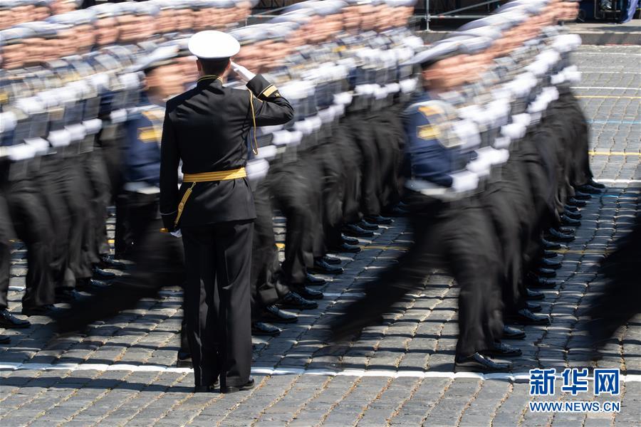 (國(guó)際)(5)俄羅斯隆重舉行紀(jì)念衛(wèi)國(guó)戰(zhàn)爭(zhēng)勝利75周年閱兵式