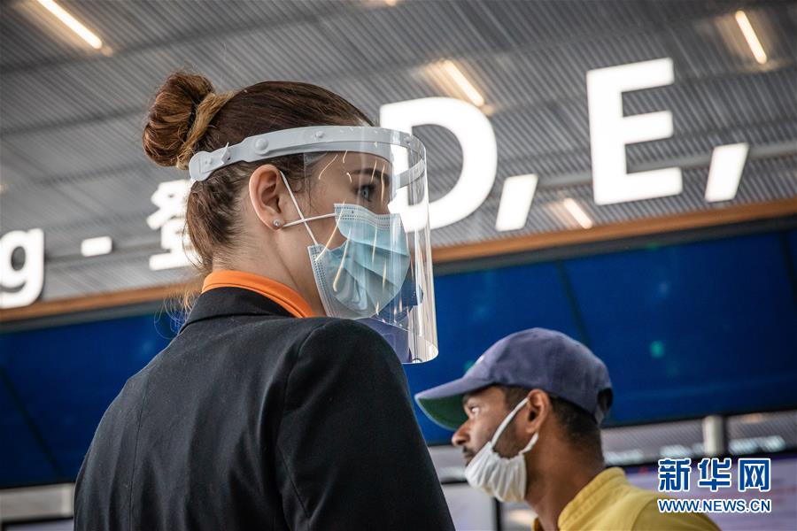 (國際疫情)(5)法國重新開放巴黎奧利機(jī)場