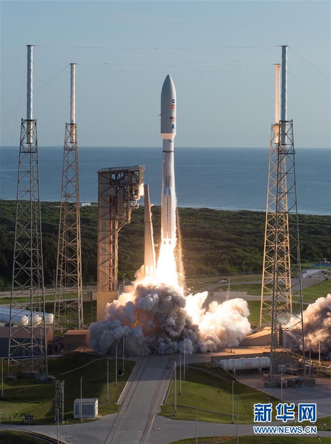 (國(guó)際)(4)美國(guó)發(fā)射“毅力”號(hào)火星車(chē) 將探索火星生命跡象