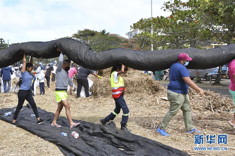 (國際)(6)毛里求斯總理稱擱淺貨船已停止漏油 但船體有進(jìn)一步破裂風(fēng)險(xiǎn)