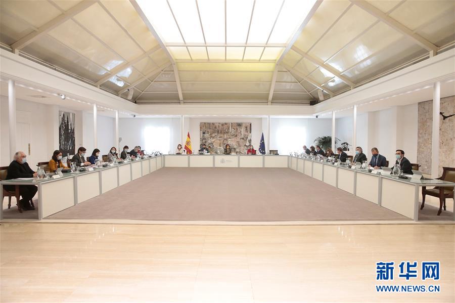 (國(guó)際疫情)(1)西班牙政府宣布馬德里進(jìn)入緊急狀態(tài)以遏制疫情