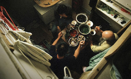 做&ldquo;美國夢&rdquo;還是走&ldquo;中國路&rdquo;？