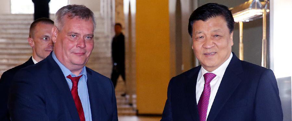 劉云山會(huì)見芬蘭社民黨主席、財(cái)政部長林內(nèi)