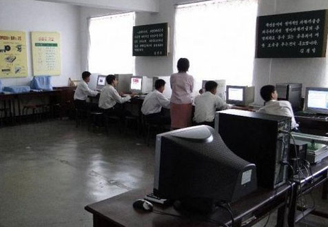 朝鮮斷網(wǎng)，是誰(shuí)拔的插頭？