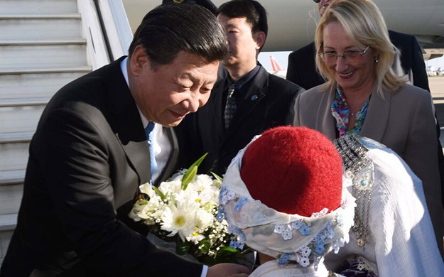 習(xí)近平抵達(dá)土耳其安塔利亞出席二十國集團(tuán)領(lǐng)導(dǎo)人第十次峰會(huì)