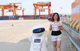機(jī)器人帶你通關(guān)！青島與上合問(wèn)與答