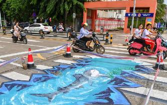 &ldquo;海洋世界&rdquo;3D立體斑馬線亮相?？? />  
<div>“海洋世界”3D立體斑馬線亮相?？?/div>
</a> 
</div>
<div   id=