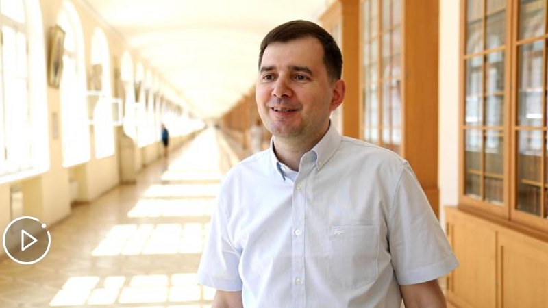 與習(xí)主席做校友，這感覺真棒！