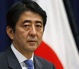 2013，安倍的&ldquo;狂人日記&rdquo;