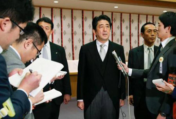 安倍機(jī)關(guān)算盡又能撈到幾根稻草？